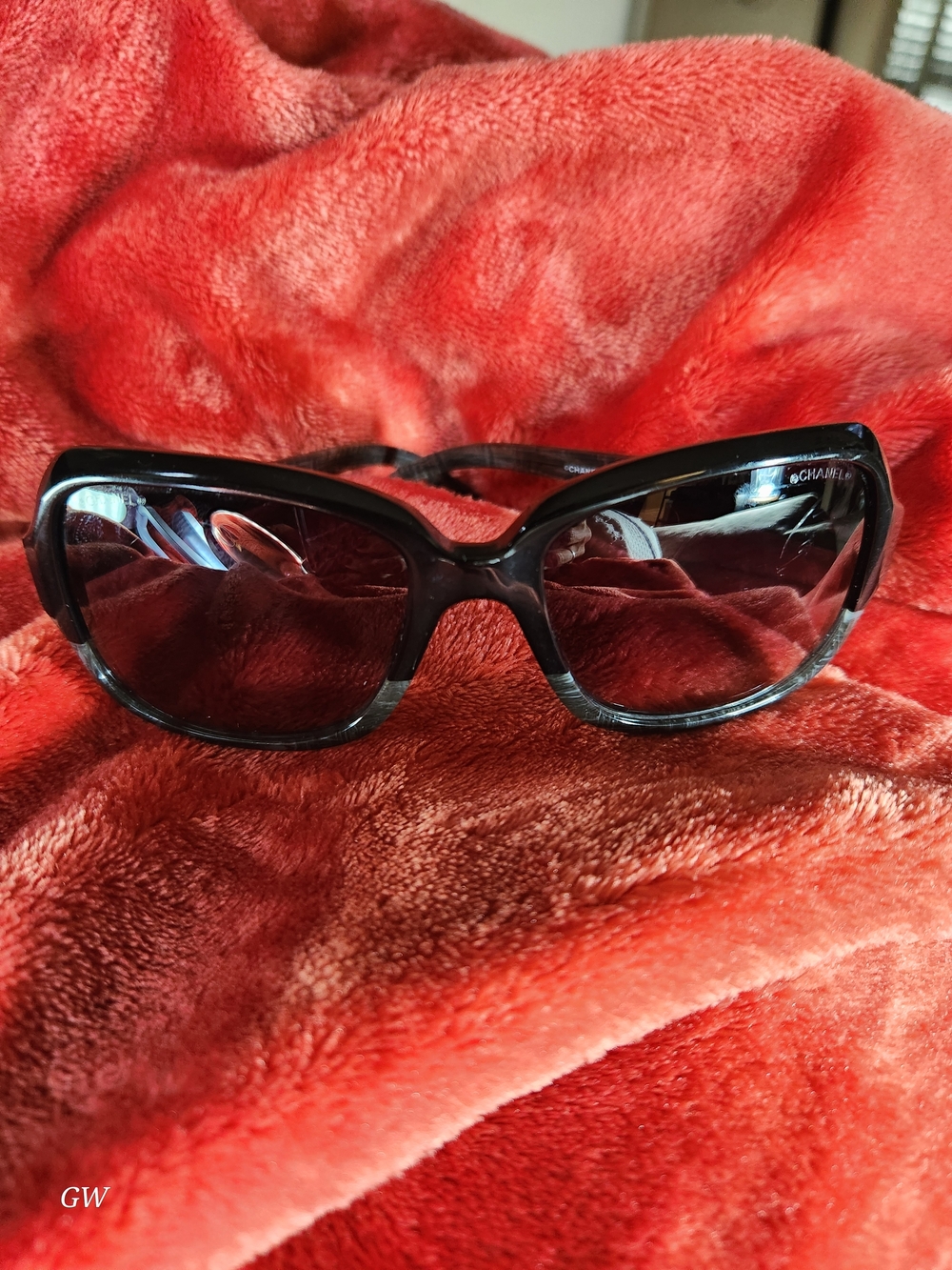 Chanel 5177 C1195 3C Vintage Black Gray Plaid Gradient CC Logo SUNGLASSES